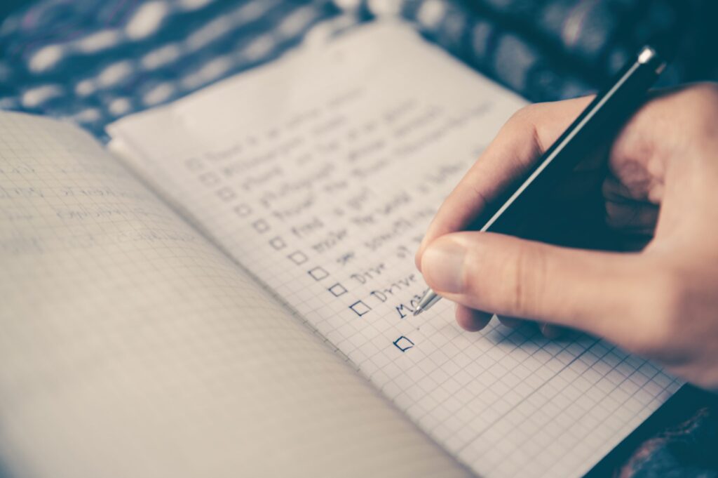 Before You Start Outsourcing Software Development [Checklist]
